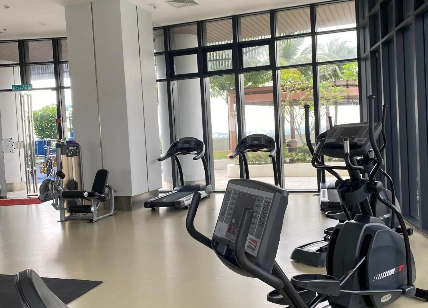 Appartement 卡通主题高楼公寓配有大屏幕电影房~浪漫精致装修设计~高达500Mpbs网速~ Johor Bahru